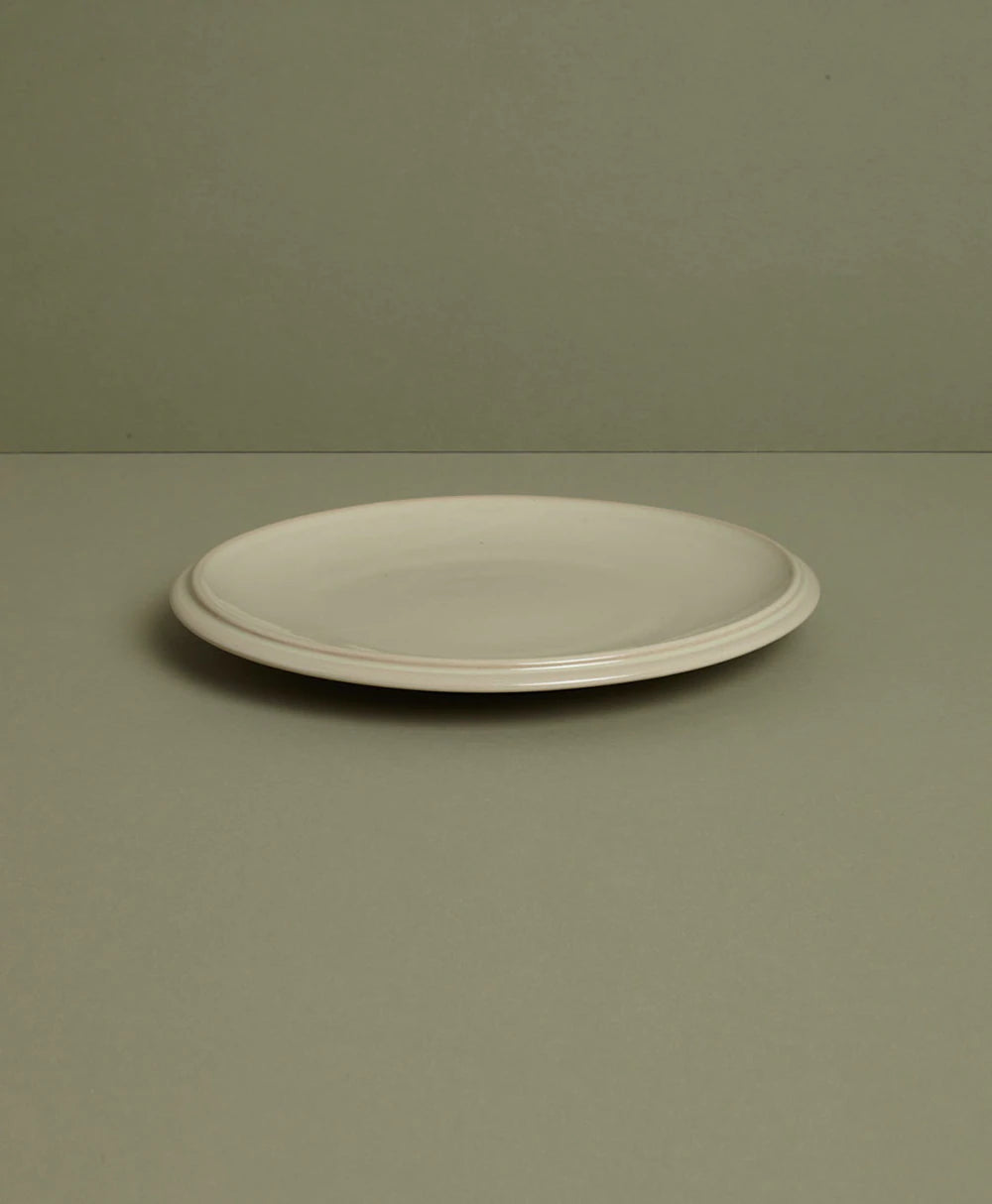 Saturn Dinnerware