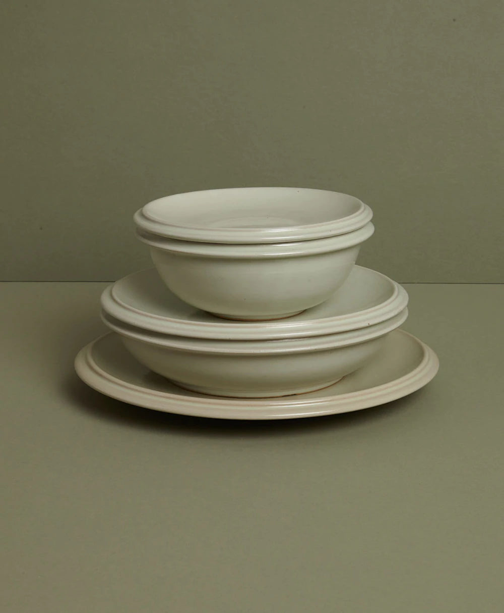 Saturn Dinnerware